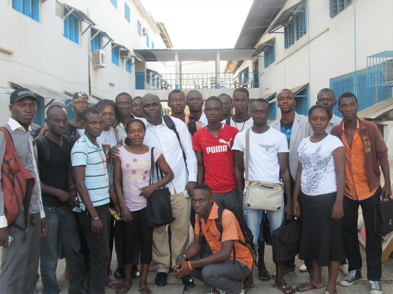 Conférence/formation sur le rôle du blog devant les étudiants de ESAM Vridi